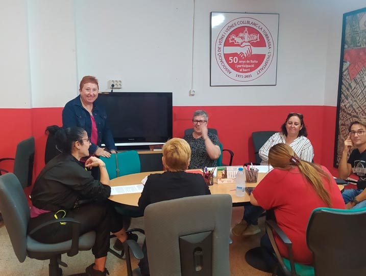 Reunió AA.VV Collblanc La Torrassa las Ampas de los Colegios del Barrio Reunió AA.VV Collblanc La Torrassa las Ampas de los Colegios del Barrio